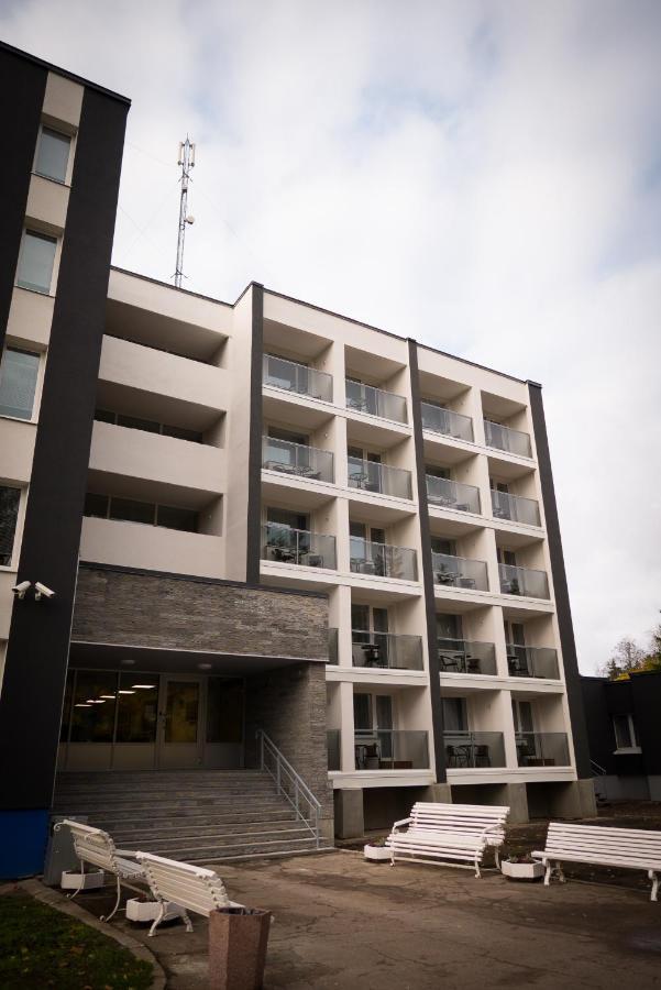 Liivarand Hotel 나르바죠수 외부 사진