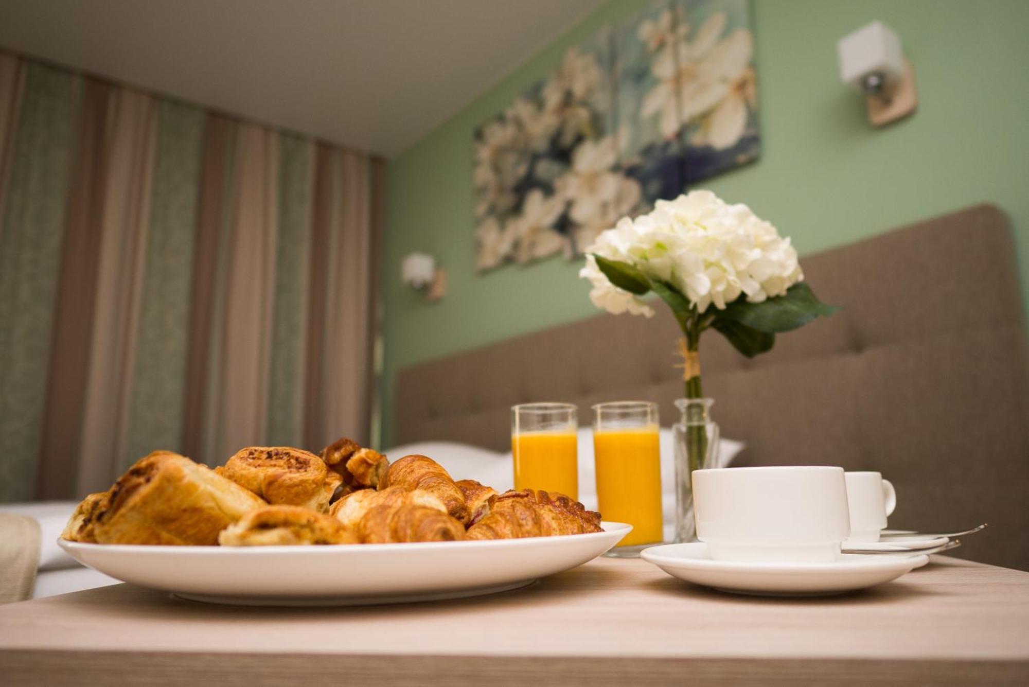 Liivarand Hotel 나르바죠수 외부 사진