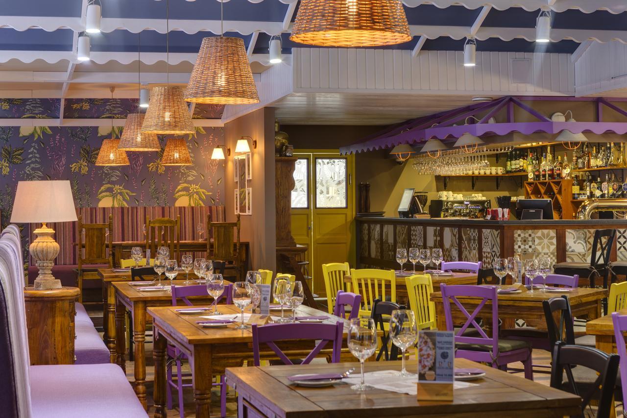 Liivarand Hotel 나르바죠수 외부 사진