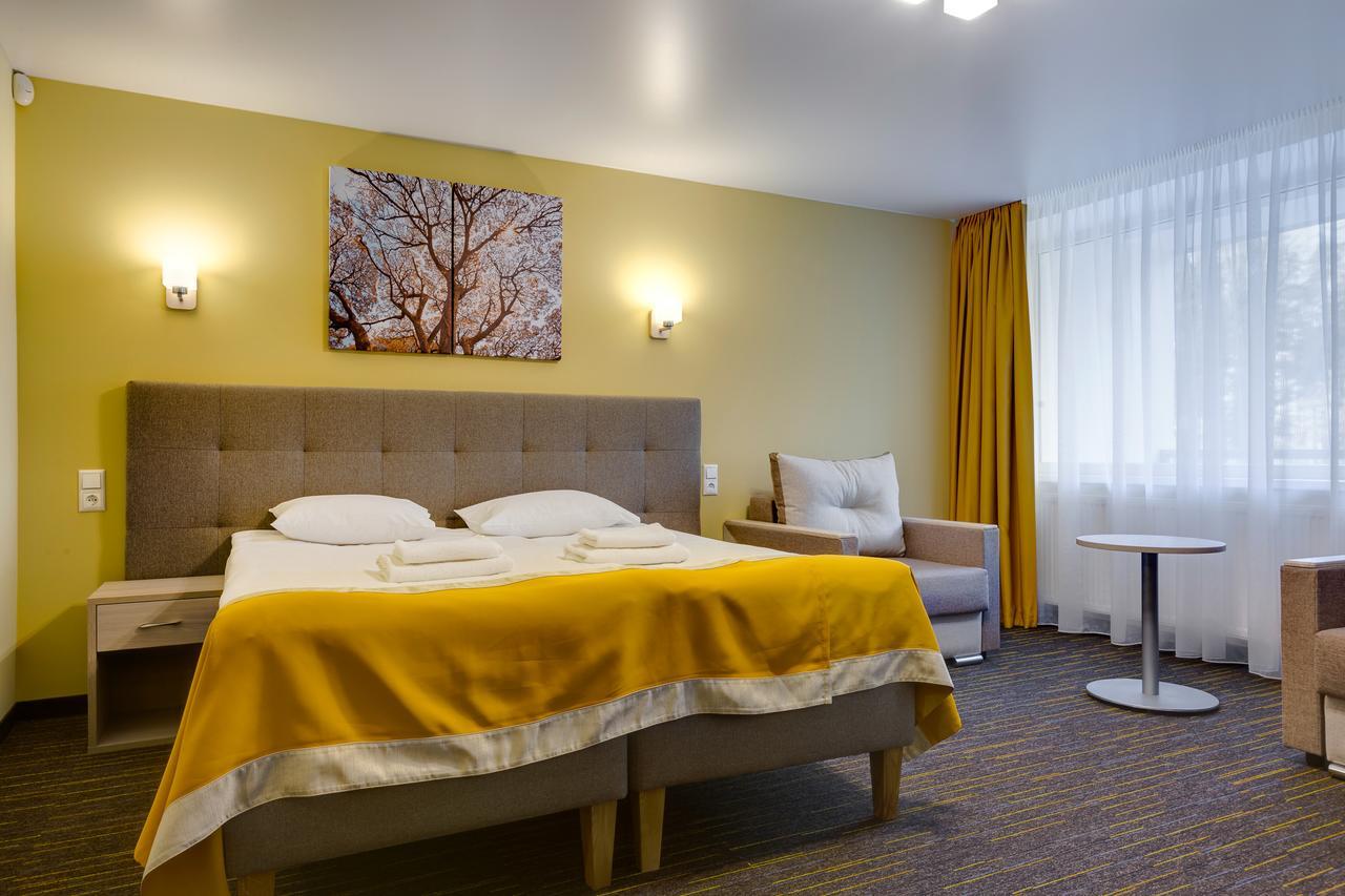 Liivarand Hotel 나르바죠수 외부 사진
