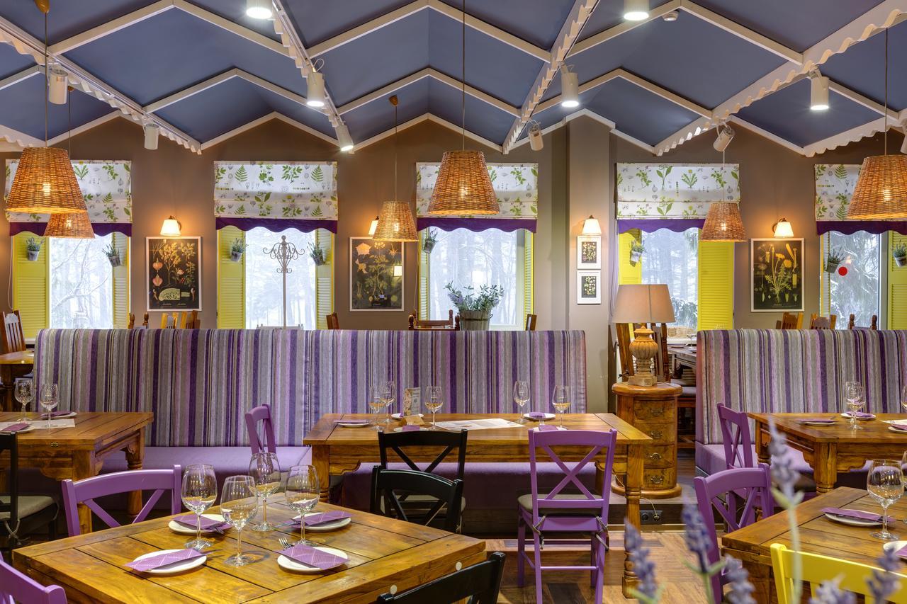 Liivarand Hotel 나르바죠수 외부 사진