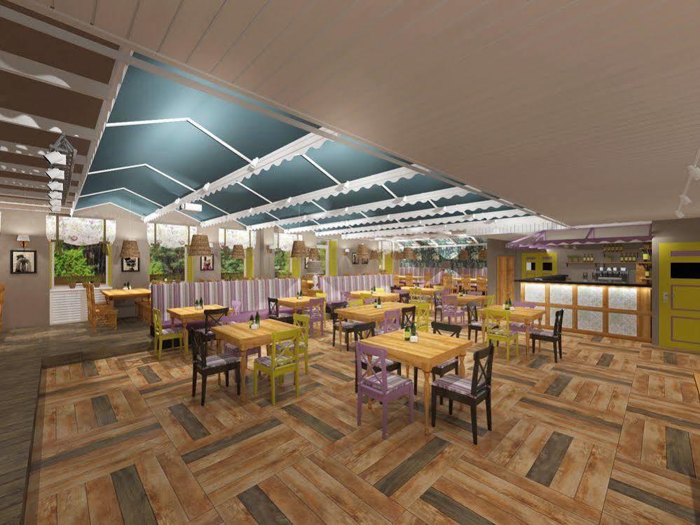 Liivarand Hotel 나르바죠수 외부 사진
